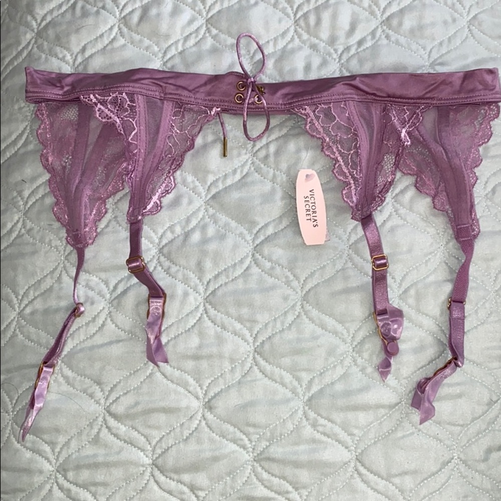 Victoria’s Secret garter belt